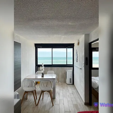 Apartamento T2 Face à La Mer&village De Noël 5 Min à Pied Le Barcarès
